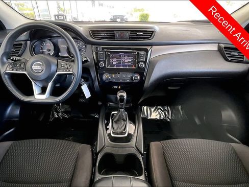Used 2019 Nissan Rogue Sport S FWD image 7