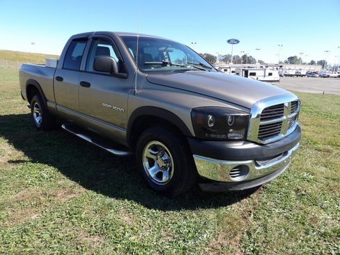 Used 2006 Dodge Ram 1500 Truck ST w/ SXT Group image 4