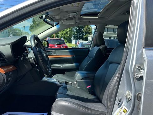 Used 2013 Subaru Outback 2.5i Limited AWD/4WD image 10
