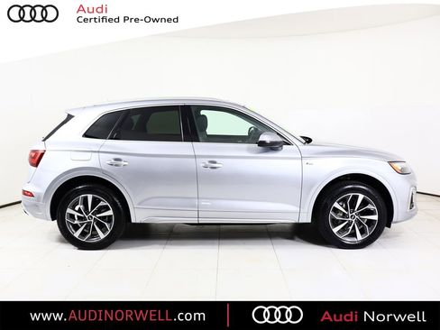 Used 2023 Audi Q5 2.0T Premium w/ Convenience Package AWD/4WD image 18