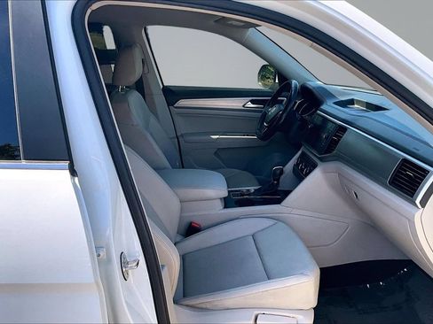 Used 2018 Volkswagen Atlas SE AWD/4WD image 13