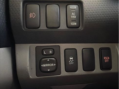 Used 2010 Toyota Tacoma 4x4 Access Cab V6 image 21