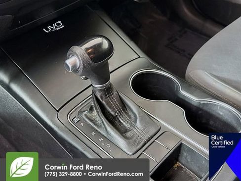 Used 2016 Kia Sorento LX image 19