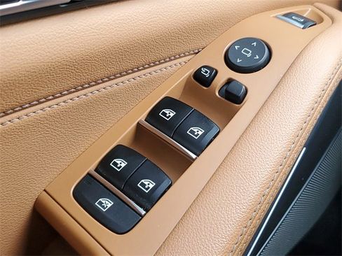 Used 2021 BMW X5 xDrive40i w/ M Sport Package image 26