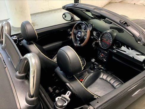 Used 2015 MINI Cooper Roadster S image 13