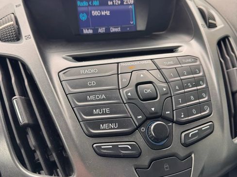 Used 2016 Ford Transit Connect XL image 18