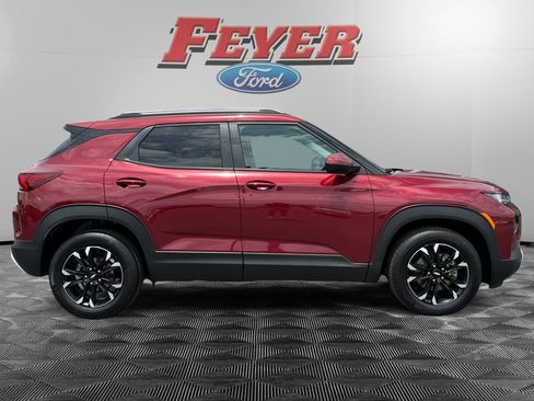 Used 2023 Chevrolet TrailBlazer LT w/ Convenience Package FWD image 6