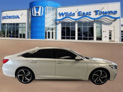 Used 2020 Honda Accord Sport image 9