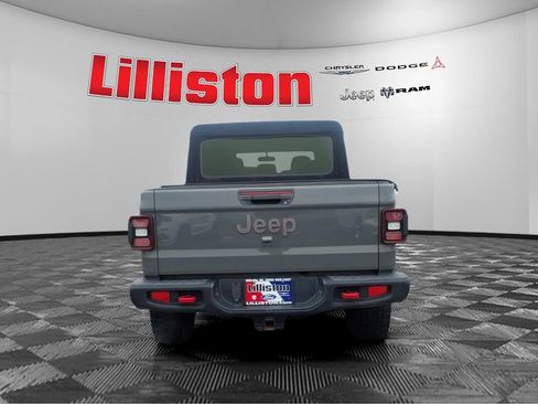 Used 2020 Jeep Gladiator Rubicon w/ LED Lighting Group image 4