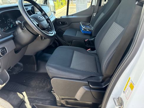 Used 2024 Ford Transit 250 Low Roof w/ Exterior Upgrade Package image 22