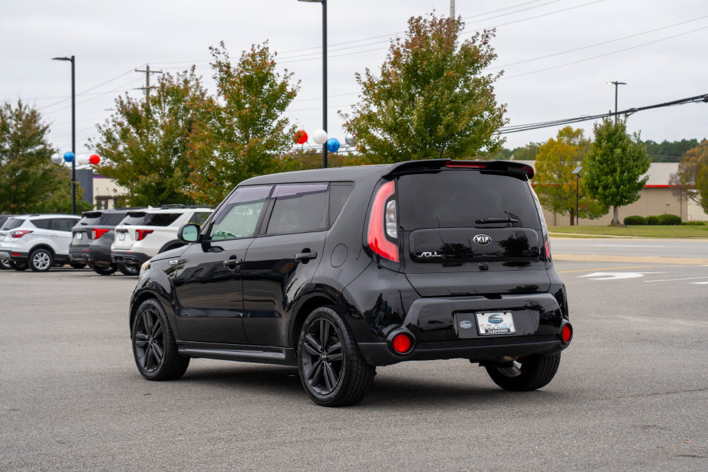 Used 2016 Kia Soul + w/ Tarmac Special Edition FWD image 5