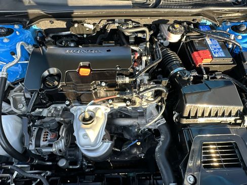 Used 2022 Honda Civic Sport image 18