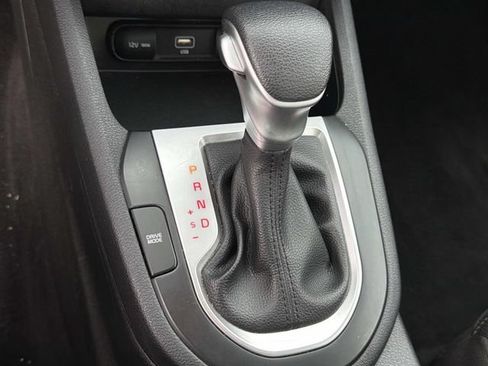 Used 2024 Kia Forte LXS FWD image 25