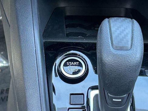 New 2025 Nissan Versa SV w/ Trunk Package image 15