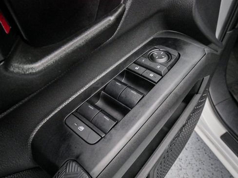 Used 2026 Toyota Tacoma SR5 RWD image 15