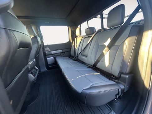 Used 2025 Ford F150 Lightning Lariat image 11