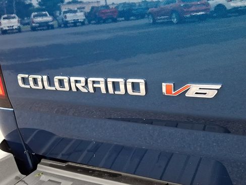 Used 2019 Chevrolet Colorado LT AWD/4WD image 30