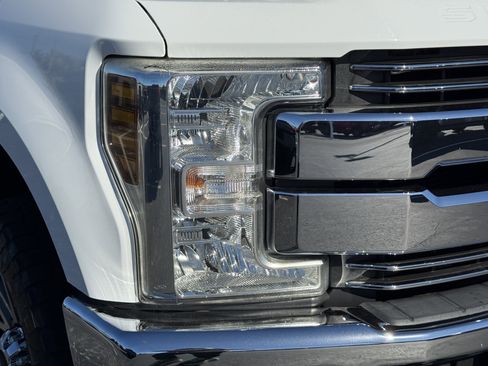 Certified 2019 Ford F250 Lariat w/ Lariat Ultimate Package image 7