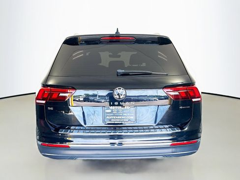 Used 2022 Volkswagen Tiguan SE AWD/4WD image 6