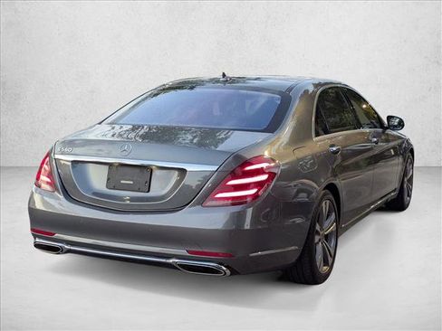 Used 2019 Mercedes-Benz S 560 Sedan image 5