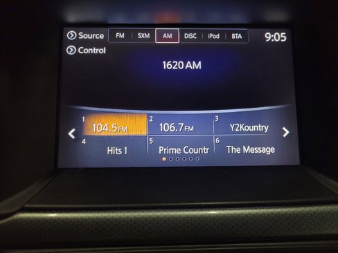 Used 2019 Nissan Pathfinder SL image 25