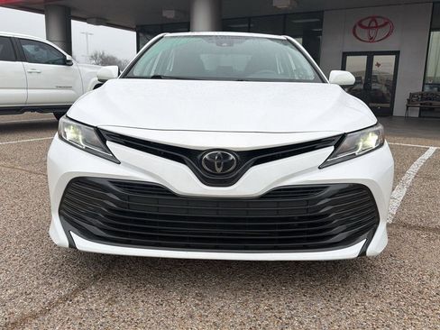 Used 2020 Toyota Camry LE w/ Carpet Mat Package image 8