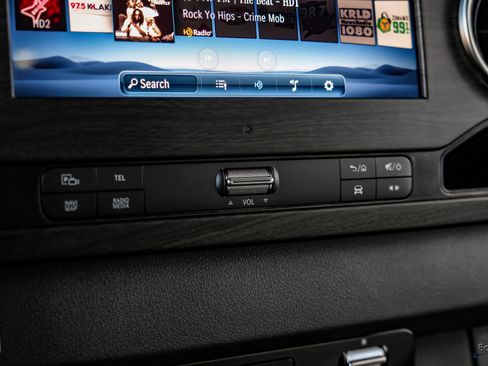 Used 2025 Mercedes-Benz Sprinter 3500 image 55