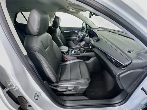 Used 2024 Buick Envision Preferred AWD/4WD image 32