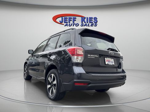 Used 2018 Subaru Forester 2.5i Premium image 5