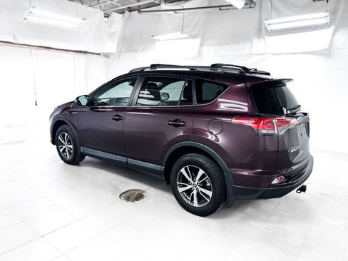 Used 2018 Toyota RAV4 XLE w/ Plus Extra Value Package AWD/4WD image 3