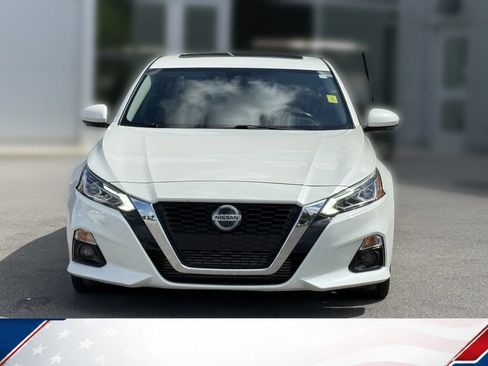 Used 2019 Nissan Altima 2.0 Edition One FWD image 3