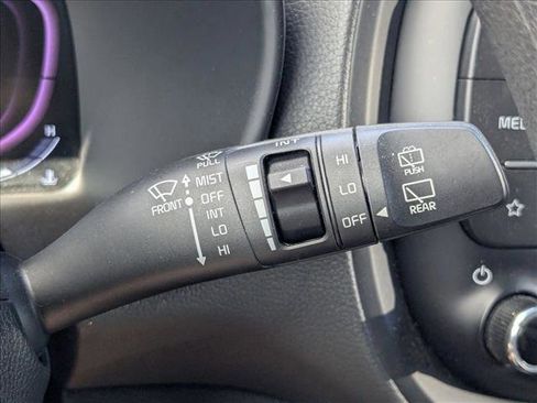 Used 2024 Kia Soul LX w/ Option Group 015 image 7