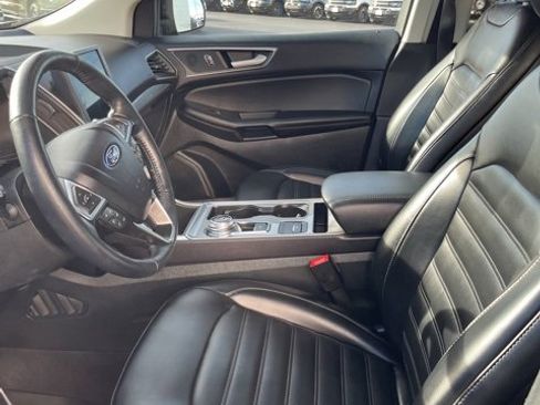 Used 2024 Ford Edge SEL image 13