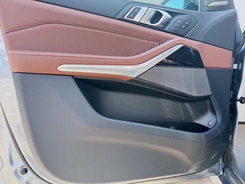 New 2026 BMW X5 xDrive50e image 23