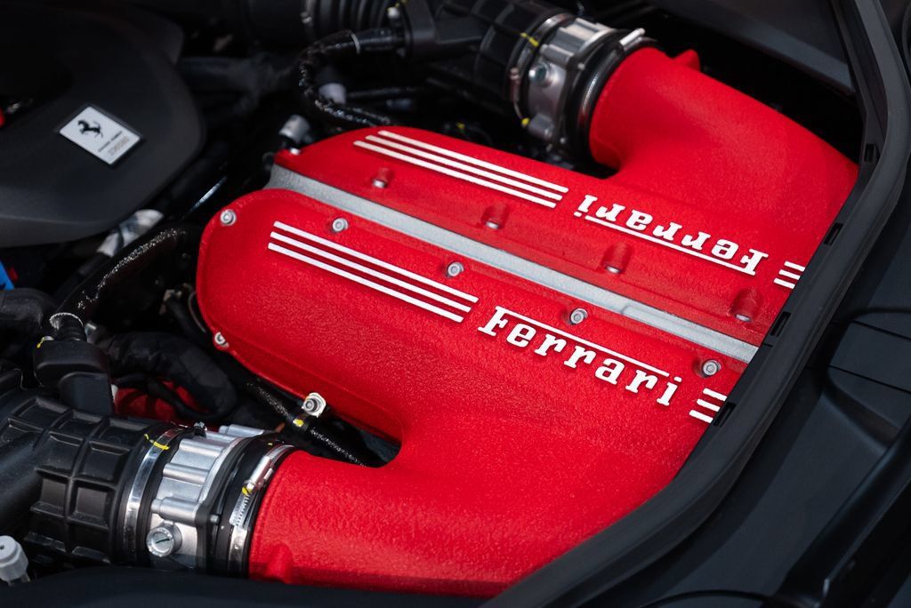 Used 2026 Ferrari 12Cilindri Spider RWD image 17