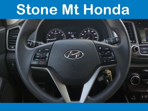 Used 2017 Hyundai Tucson SE image 20
