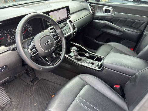Certified 2021 Kia Sorento SX FWD image 10