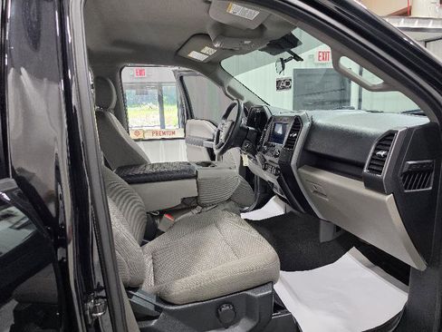 Used 2020 Ford F150 XLT AWD/4WD image 10