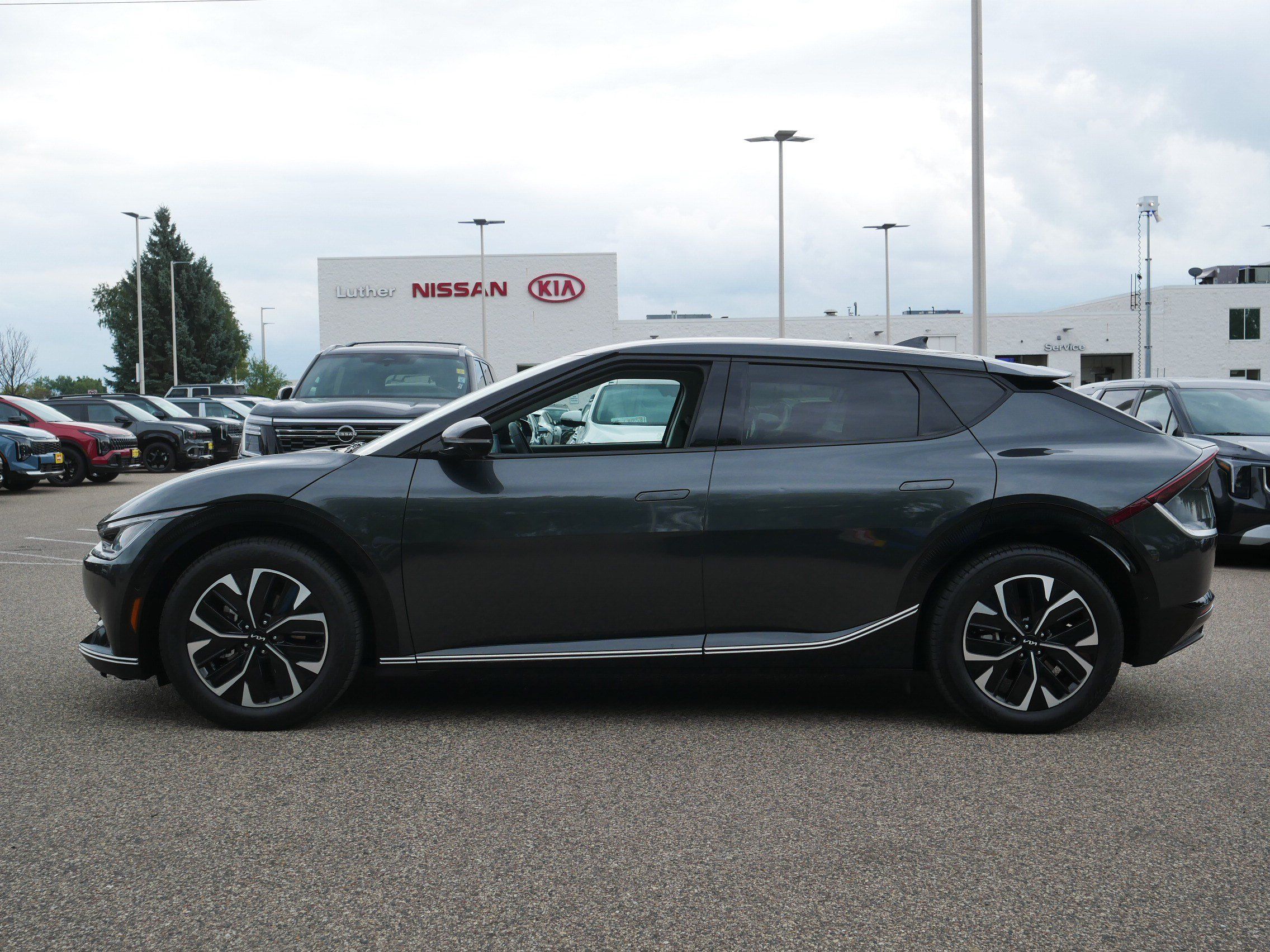 Certified 2024 Kia EV6 Wind w/ Wind Technology Package AWD/4WD image 4