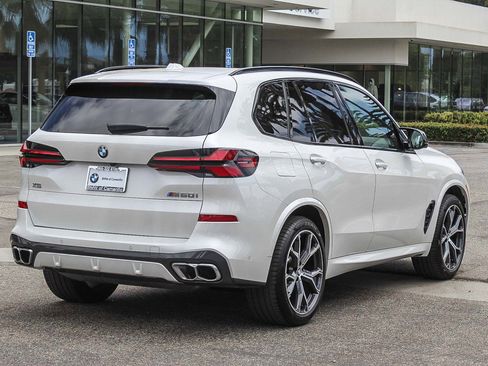 Used 2025 BMW X5 M60i image 6