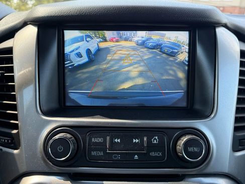 Used 2018 Chevrolet Tahoe Premier image 17