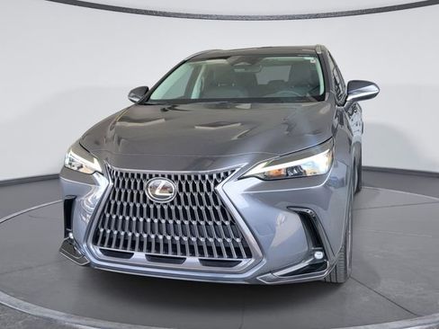 Used 2022 Lexus NX 250 FWD w/ Towing Package (2000 Lbs) image 3