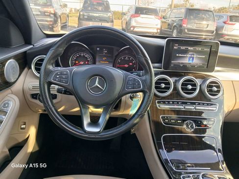 Used 2018 Mercedes-Benz C 300 Sedan w/ Premium Package image 25