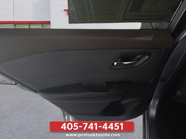 Used 2021 Nissan Rogue SV AWD/4WD image 21