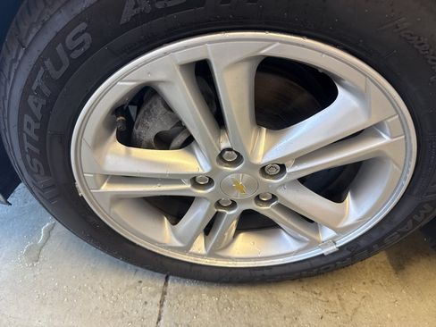 Used 2017 Chevrolet Cruze LT FWD image 31