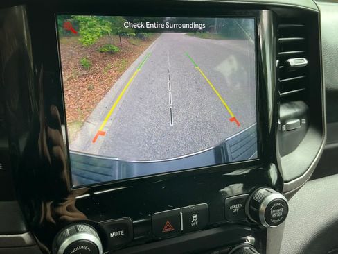 Used 2022 RAM 2500 Tradesman AWD/4WD image 12
