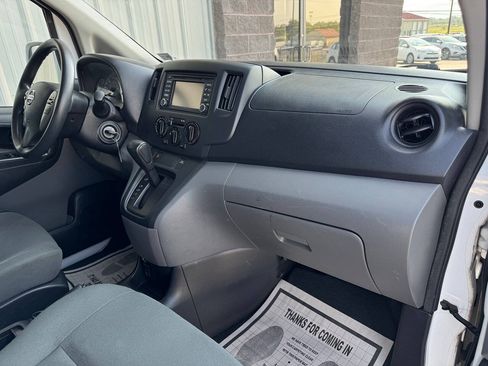 Used 2019 Nissan NV200 SV w/ Navigation Package FWD image 16