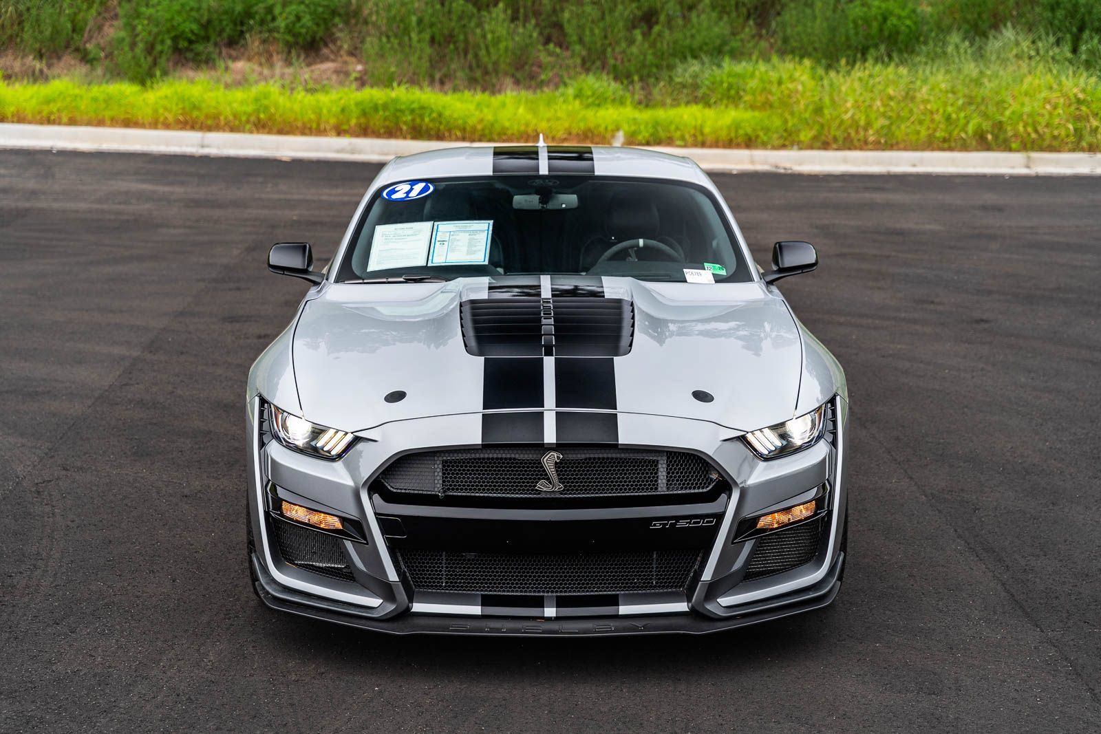 Used 2021 Ford Mustang Shelby GT500 RWD image 2