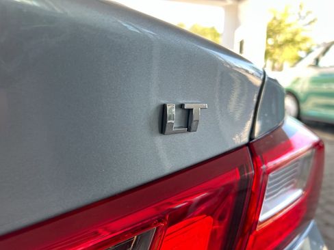 Used 2024 Chevrolet Malibu LT image 46