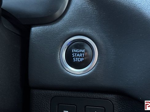 Used 2024 Toyota Tundra Platinum image 24